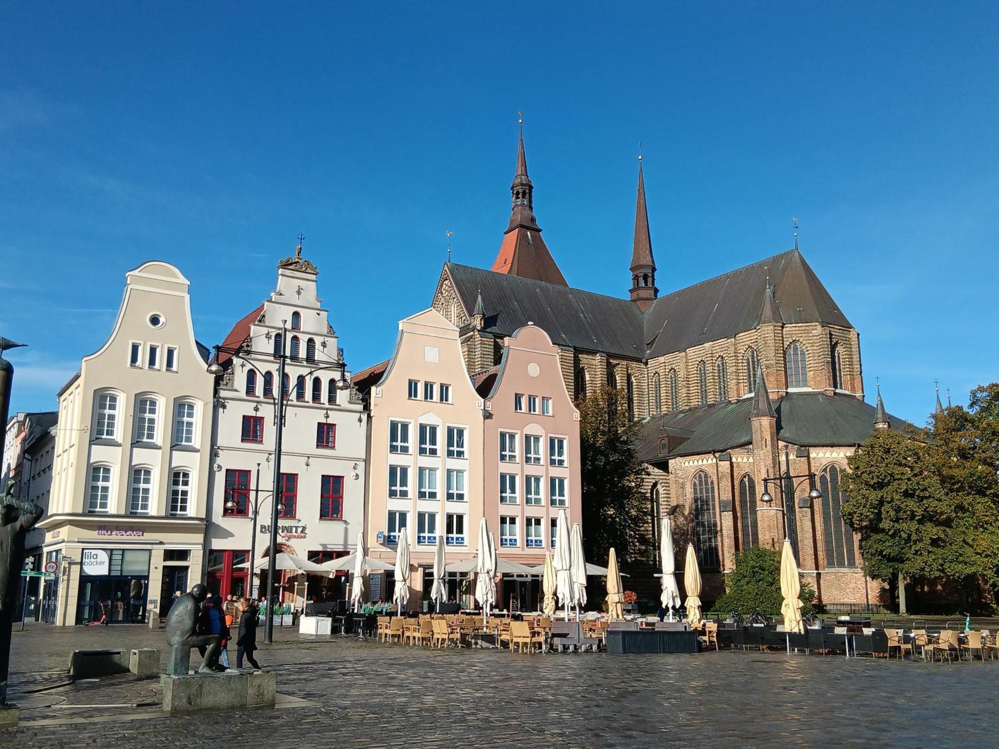 Stadtmitte Росток Экстерьер фото